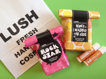 保険のご相談された方にﾘｯﾌﾟｸﾘｰﾑとLUSHのソープをプレゼント☆