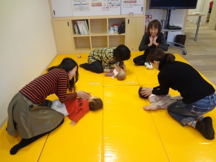 ＊ママヨガ・ベビータッチセミナー＊保険サロン名古屋吹上店